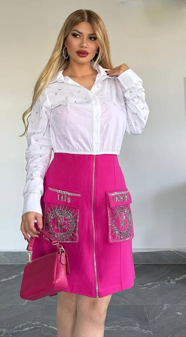Vestido Palabra de Honor Fucsia con Camisa Blanca – 2 Prendas, Múltiples Looks