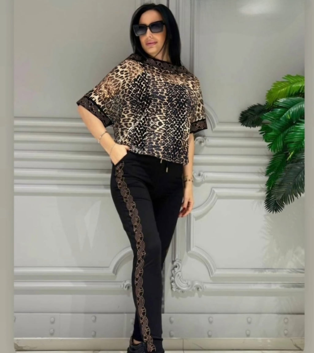 Conjunto Animal Print para Mujer – Elegancia y Tendencia