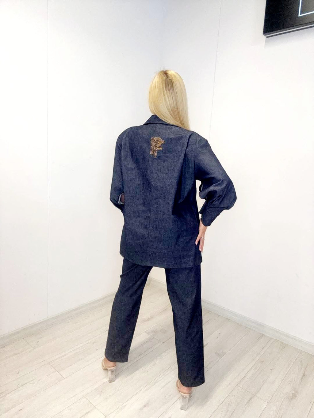 Conjunto Vaquero Premium – Estilo Urbano y Sofisticado