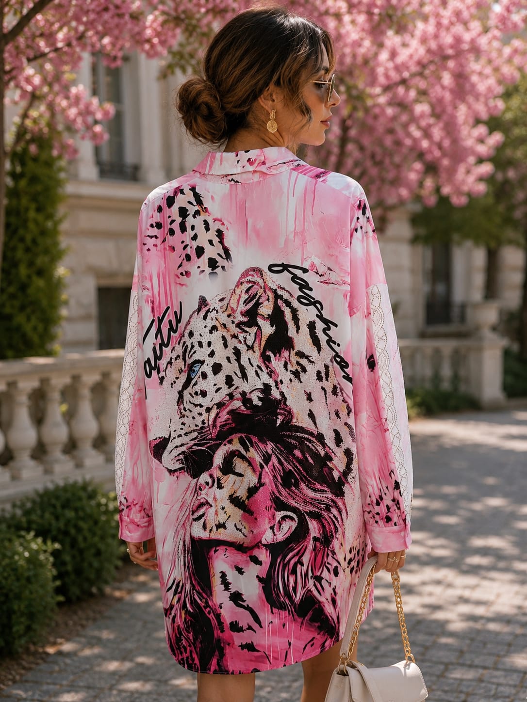 Blusa Camisera Estampada Rosa – Elegancia y Tendencia para Mujer