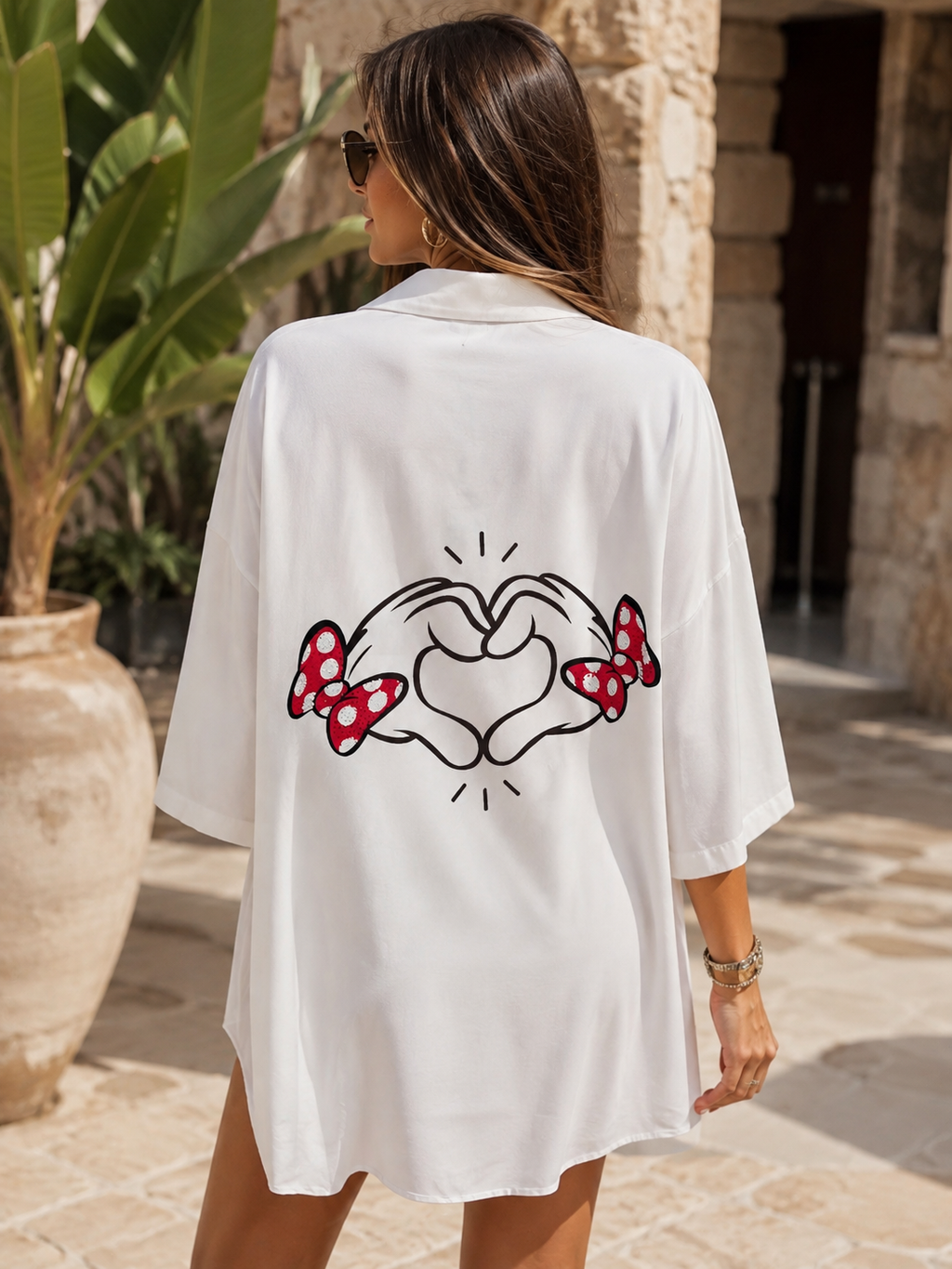 Camisa Mickey & Minnie Blanca – Casual Chic para Mujer