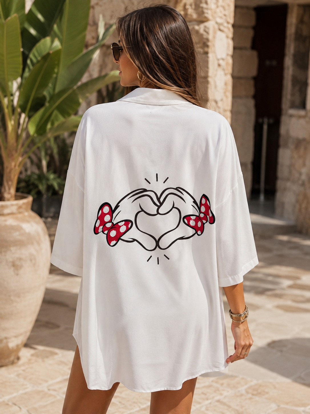 Camisa Mickey & Minnie Blanca – Casual Chic para Mujer