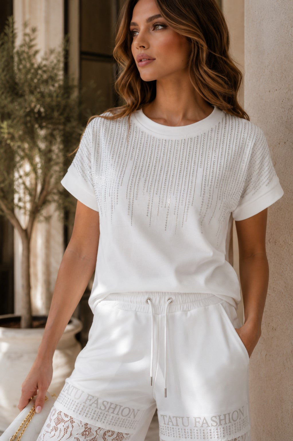 Conjunto Blanco con Encaje – Elegancia que Enamora